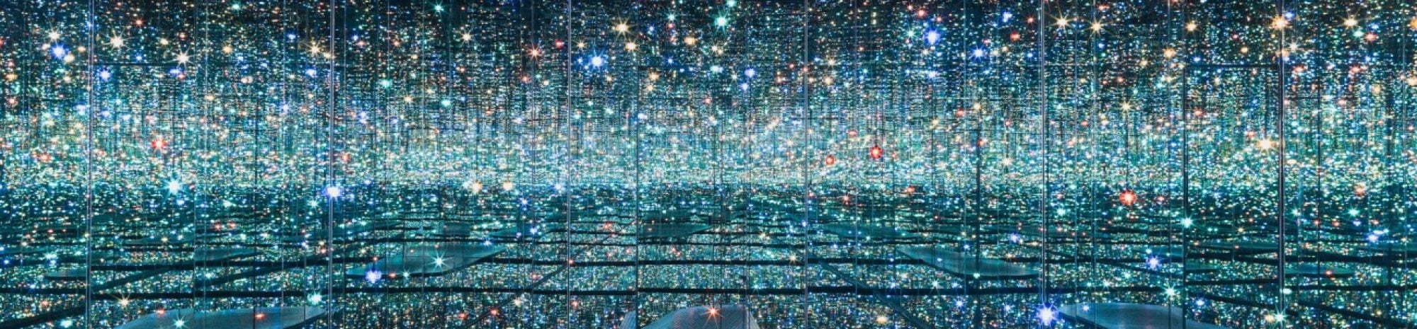 Yayoi Kusama expose ses miroirs de l’infini à New York