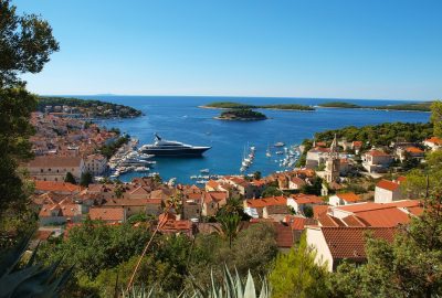Exploration des îles de Croatie en groupe pour les solos
